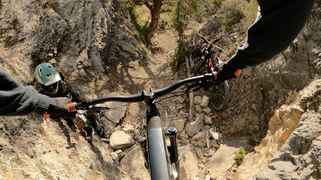 Breaking in my NEW Trek Slash 8 on INSANE Rock Features!