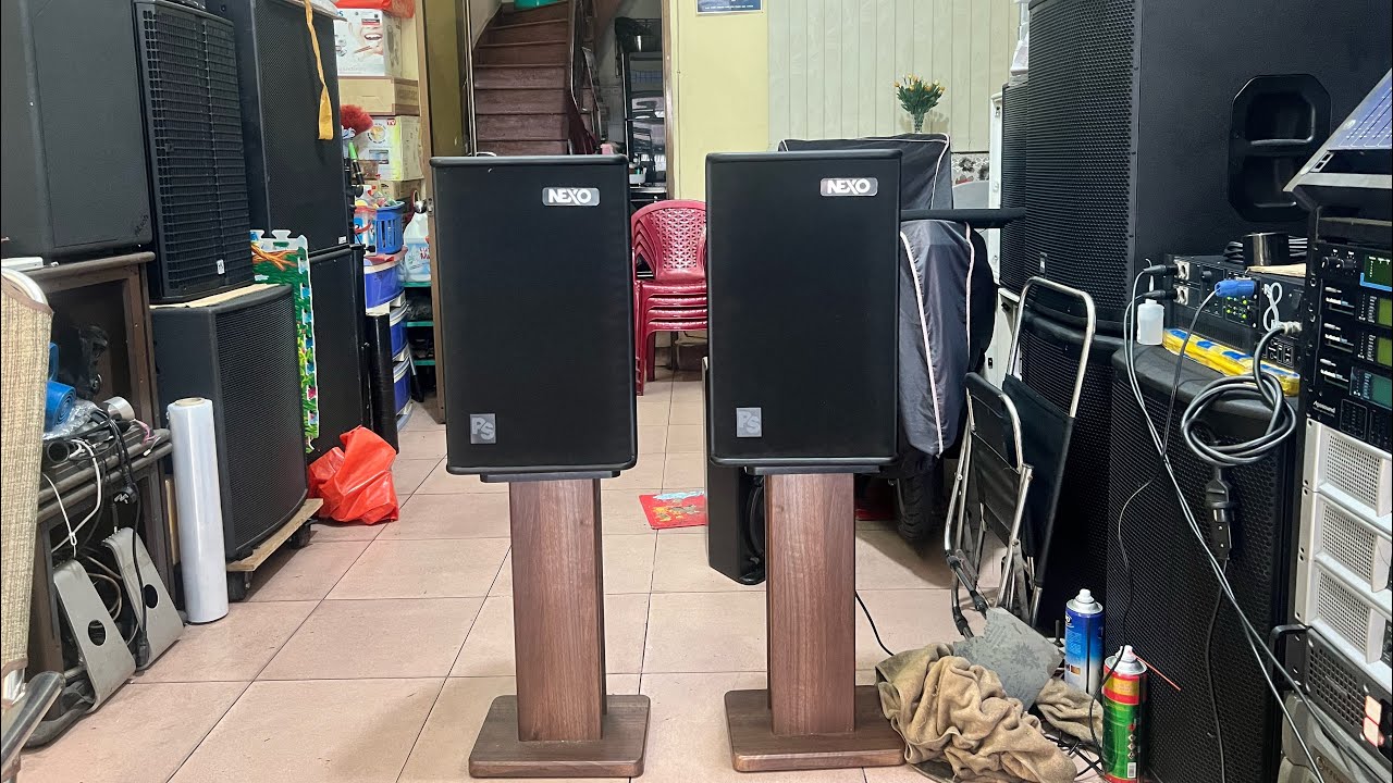 Cặp loa Nexo Ps10 made in France. Karaoke quá tuyệt vời. Thương hiệu quá nổi tiếng
