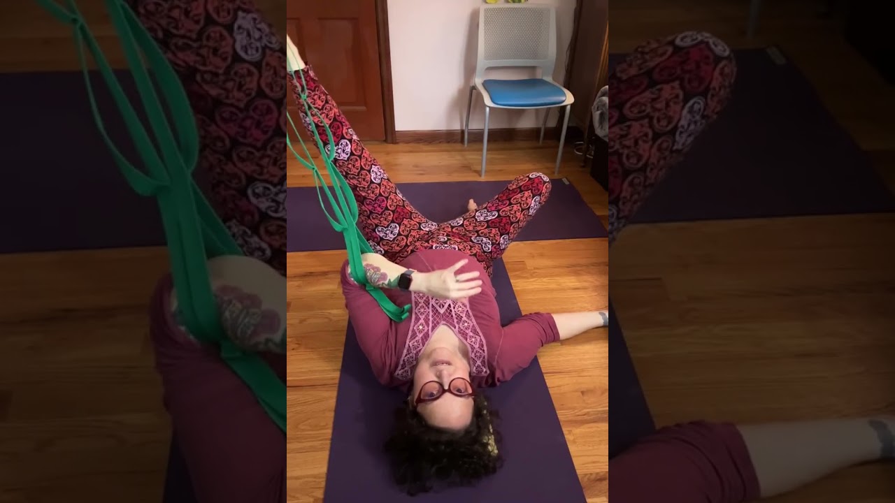Supta Padangusthasana: SupineHand-to-Big-Toe Posture 