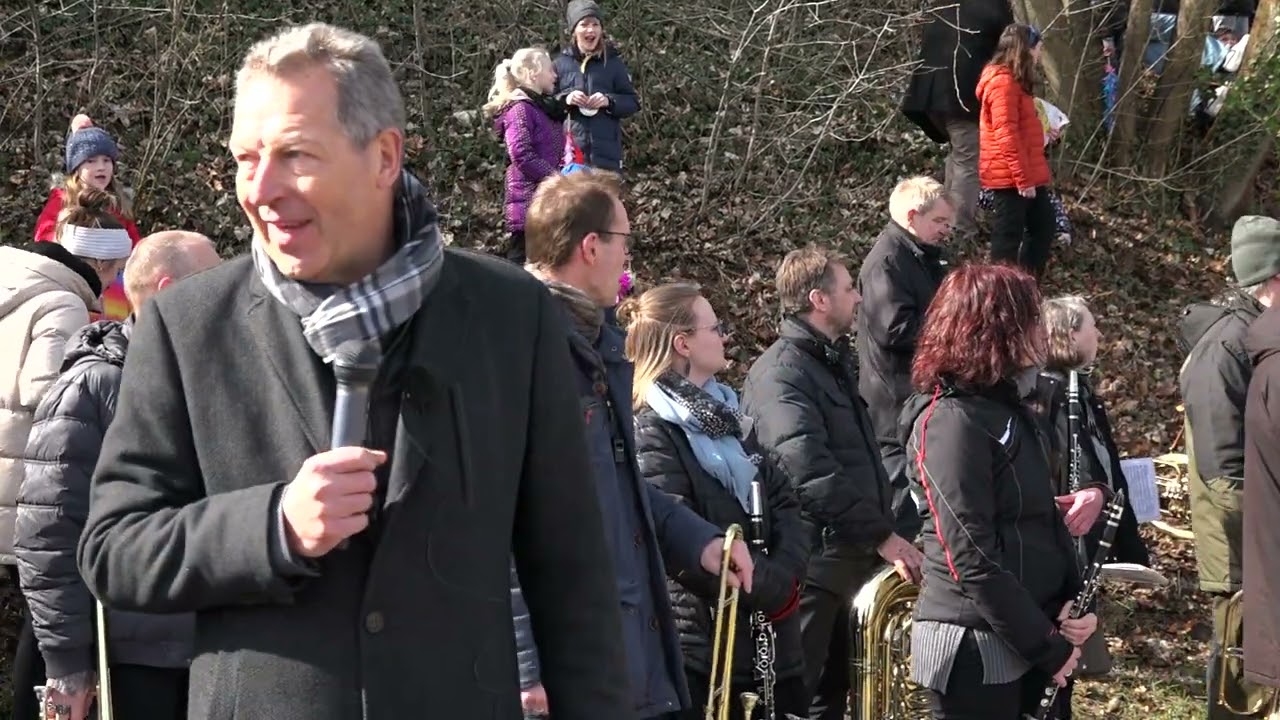 M&auml;rzmarkt, Sommertagszug mit anschlie&szlig;ender Winterverbrennung und Verkaufsoffener Sonntag