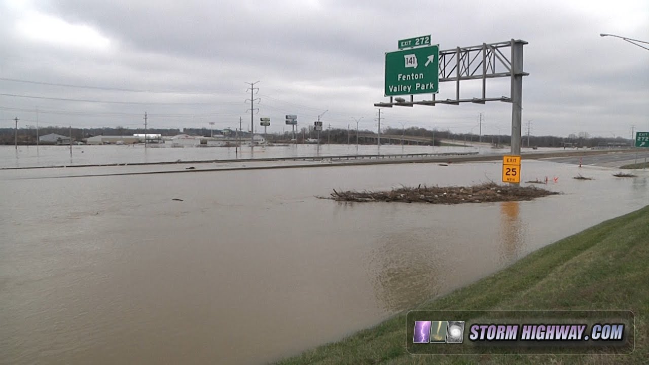 Interstate 44 flooded in St. Louis - December 30, 2015