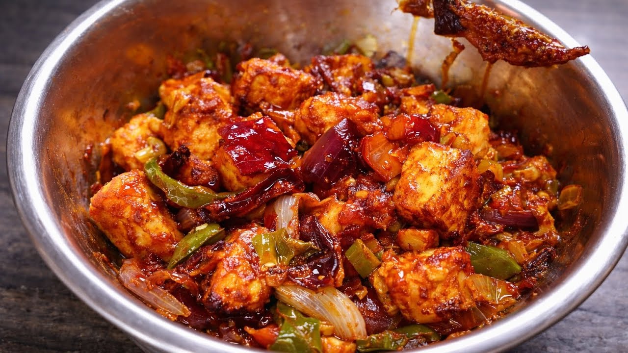 Crispy Restaurant-Style Chilli Paneer at Home | বাইরে থেকে আনার দরকার নেই, ঘরেই বানান চিলি পনির