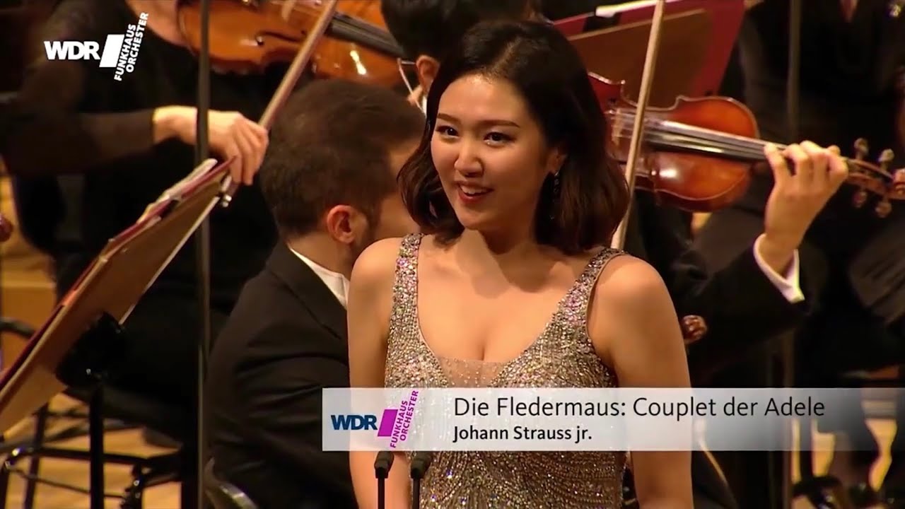 Soprano Hyejin Lee . 소프라노 이혜진 - Die Fledermaus ,Spiel ich die Unschuld vom Lande’ . 쾰른 국제콩쿠르