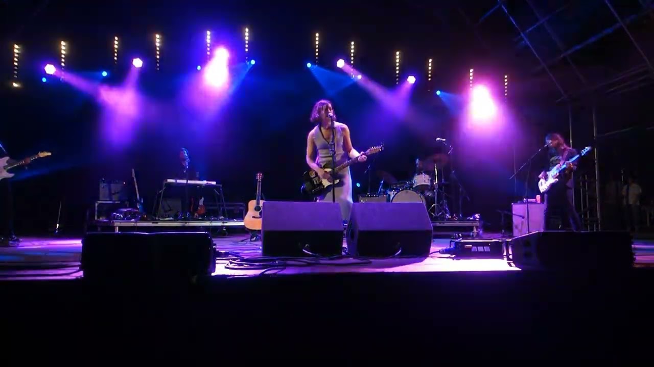 Ezra Furman @ End of the Road - 03 Sep 2023 - Gloria (cover of Patti Smith covering Them)