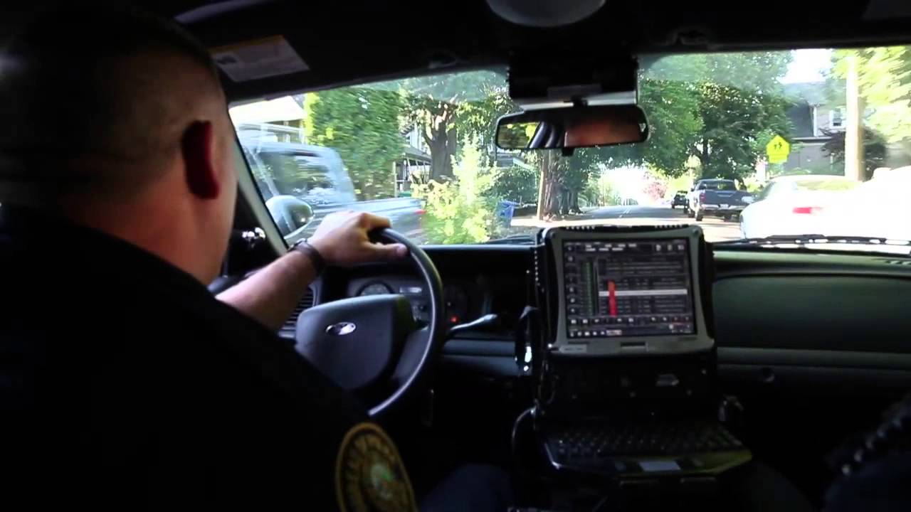 Ride with Portland's Gang Enforcement Team on a call