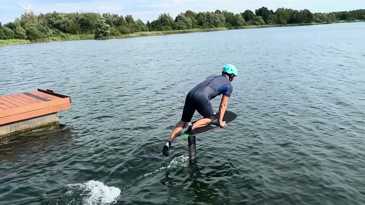 Pump foil session #1. Gong trail v3 xL