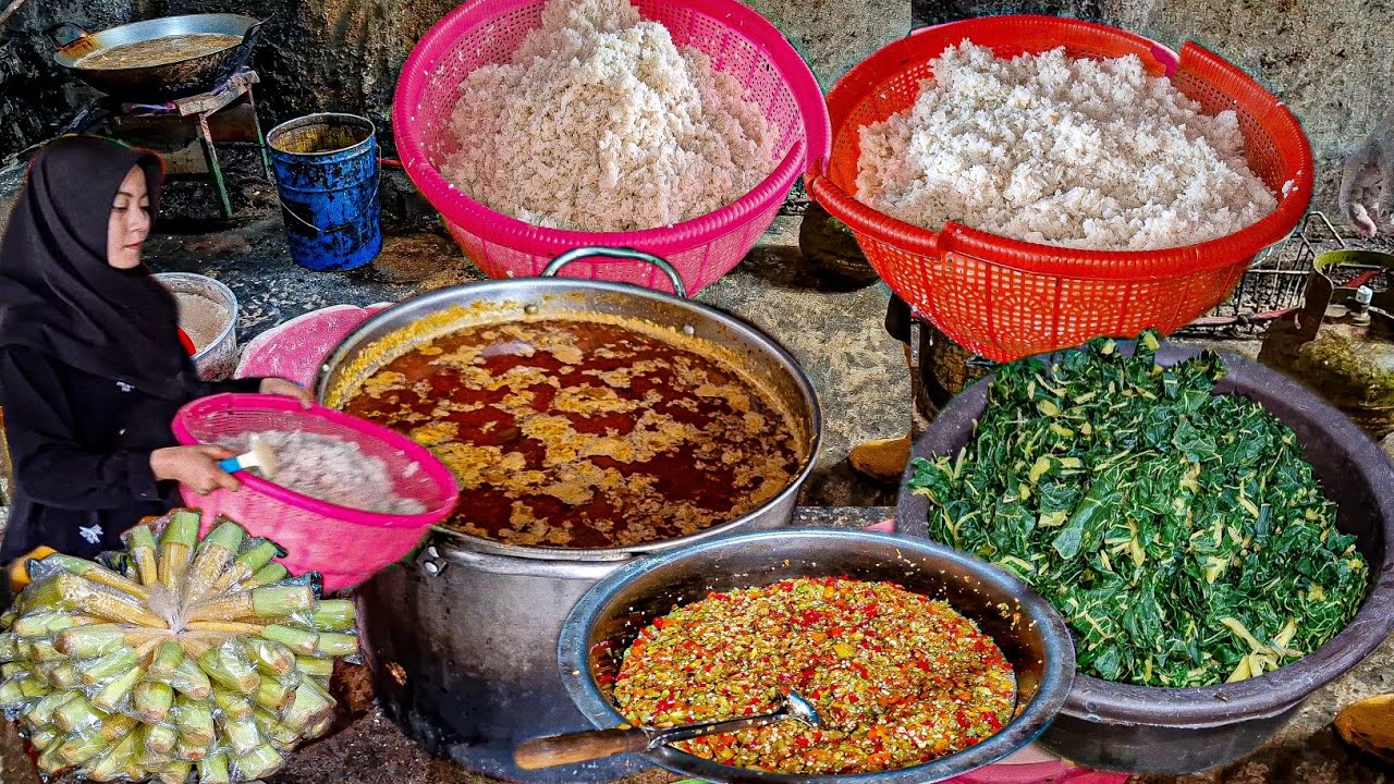 BUSET MENU BELUM ADA DI MEJA SUDAH BANYAK PEMBELI YANG MENUNGGU