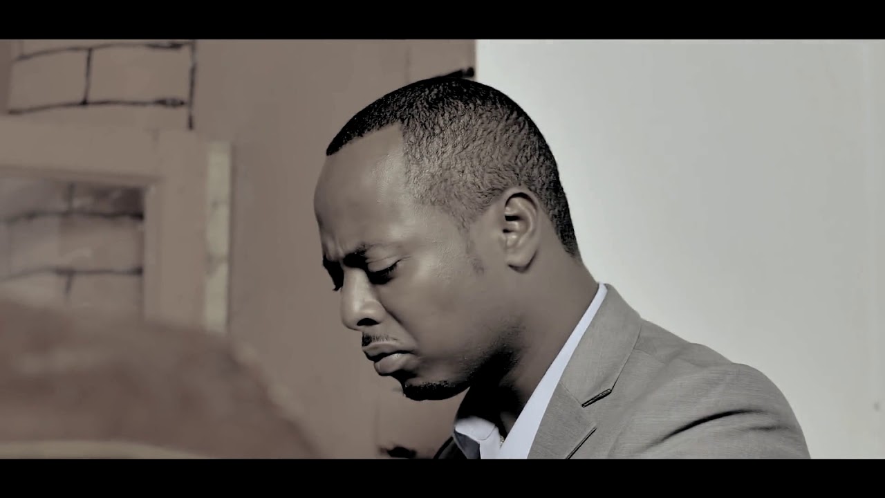 KIZITO MIHIGO: NAMAGANYE ABANTEMERA AMABABI