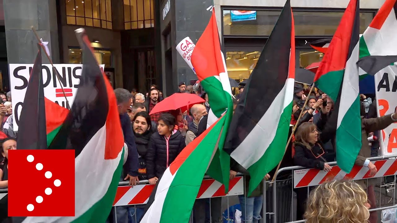 Milano, tensione in San Babila: contestazioni contro la brigata ebraica