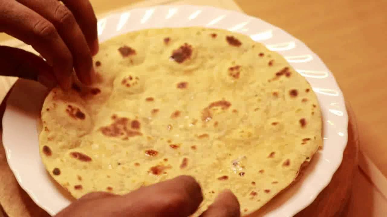 Jak zrobic indyjskie placki, Chapati - krok po kroku.