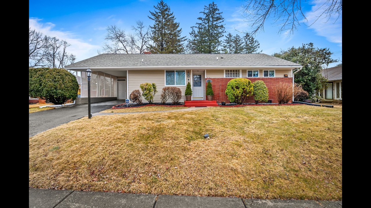 624 Fairway Dr In Knollton, near Towson University
