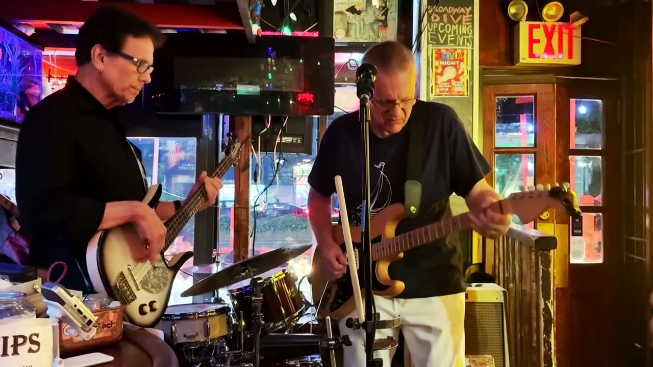 Hey Joe -  live at the Broadway Dive Bar