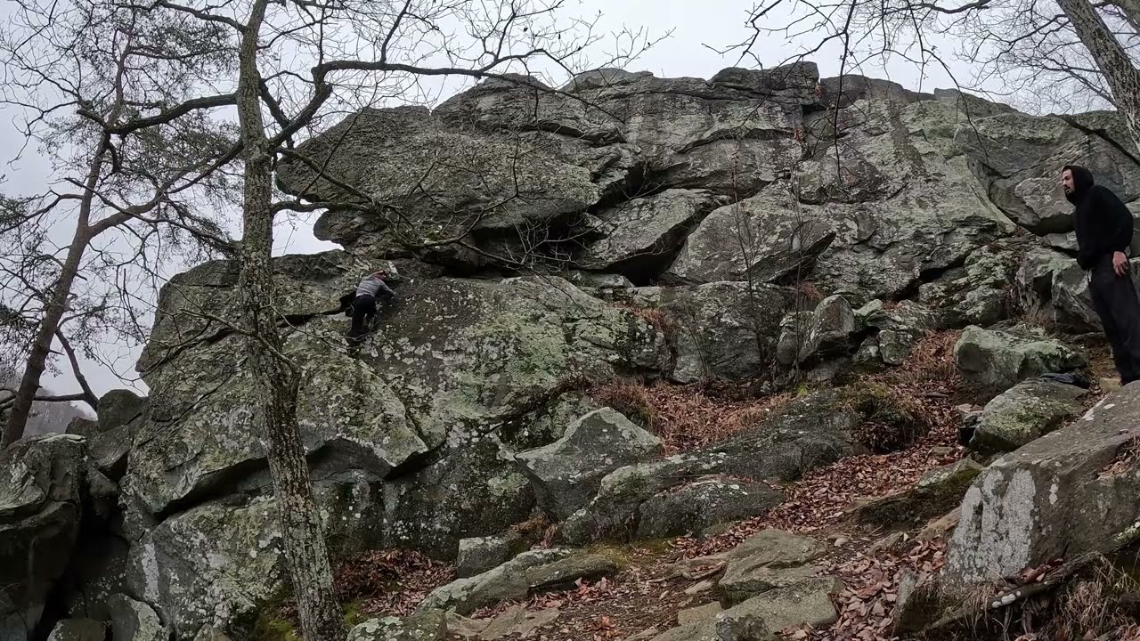 Free soloing in the Rain