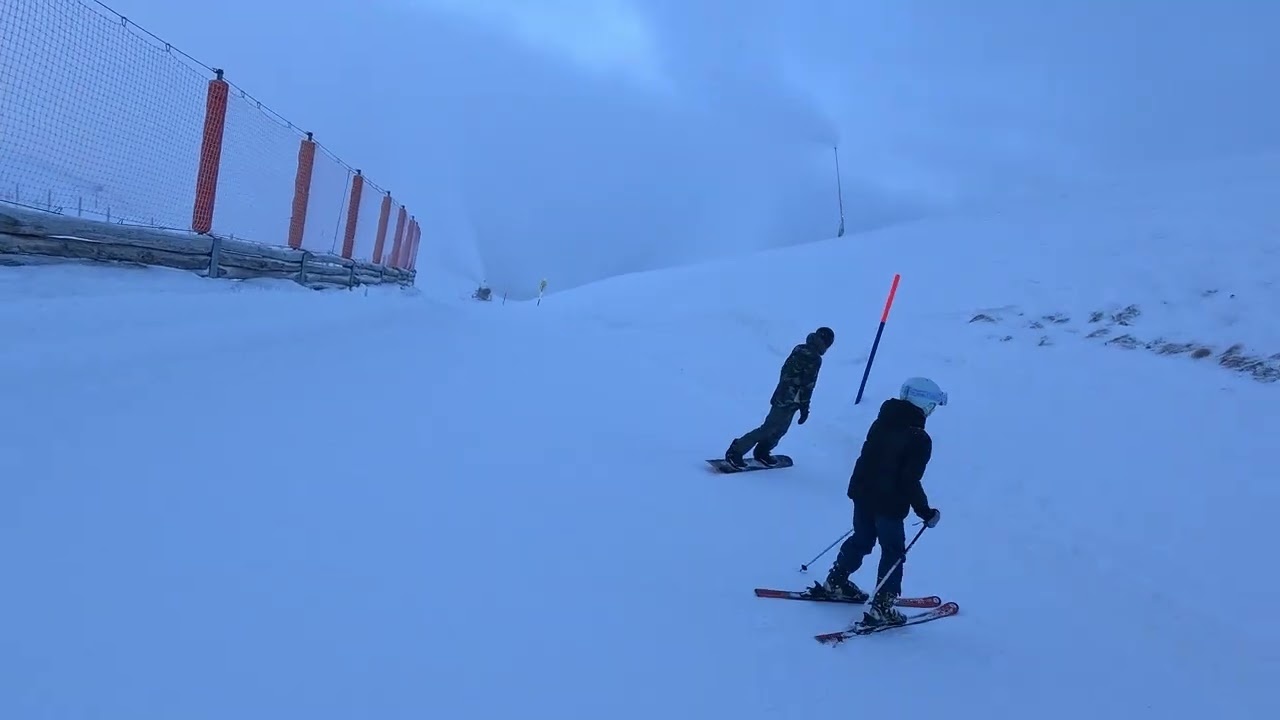 Ski Grindelwald Eiger Kleine Scheidegg blue slope 