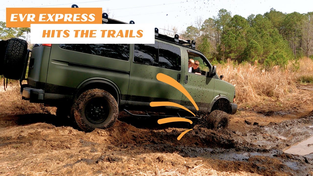 Dirt Roads, Cool Rigs & Too Much Mud – Overland South Weekend