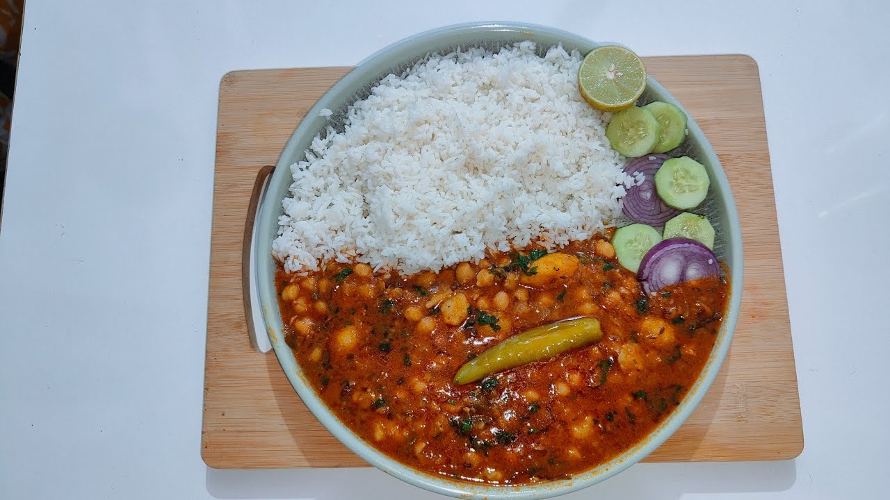 Ghar Par Banaye Perfect Aloo Chole | Easy Aur Quick Recipe
