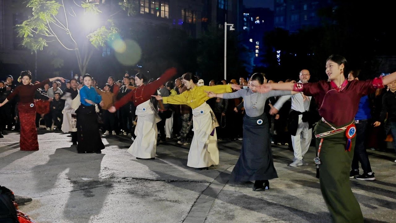 Tibetan dance 《隆巴琼琼》
