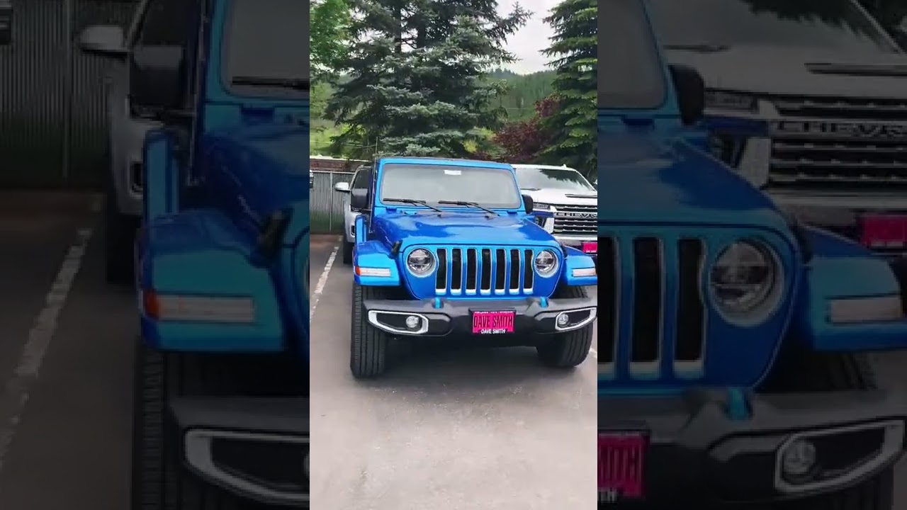 Jeep Wrangler 4xe (Hydro Blue) plugin hybrid