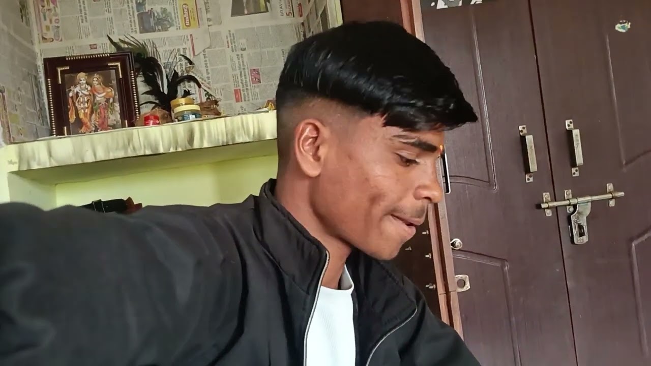 Nind m kuchh bhi krt he tura h 😁🥴