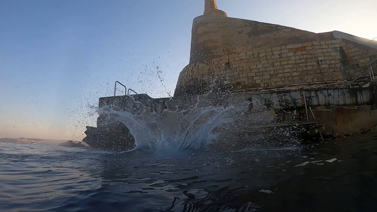 Diving in Malta - Cirkewwa - MV Rosi & Cave