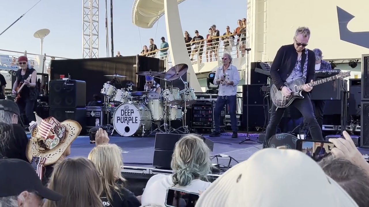Deep Purple performing Lazy at RLC X on Feb 16, 2023