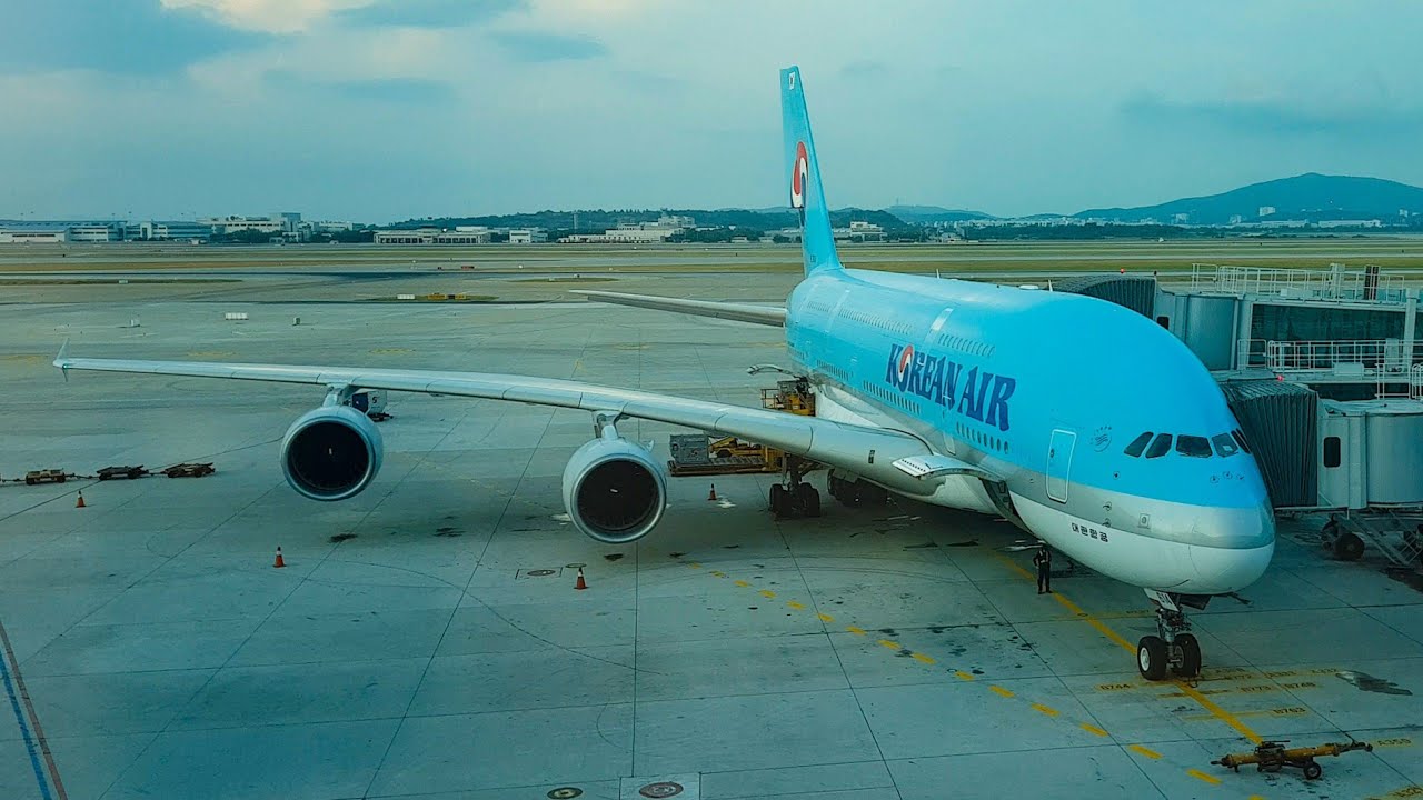 KOREAN AIR A380 Economy Class Review INCHEON to LAX (HL7614)