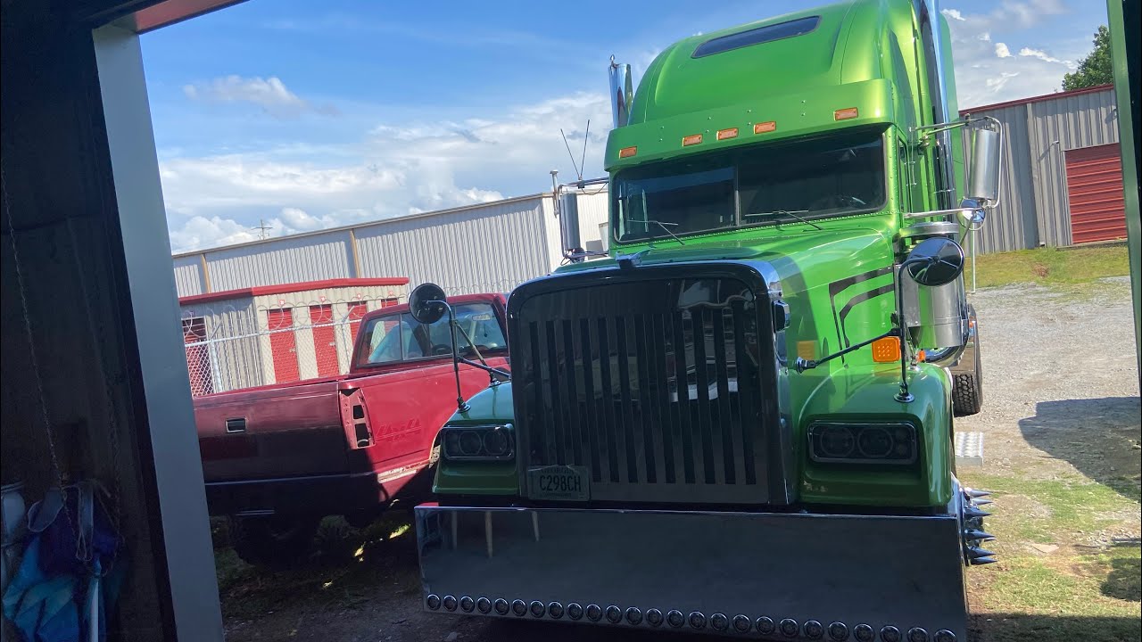 Freightliner Classic Engine rebuild ep 2