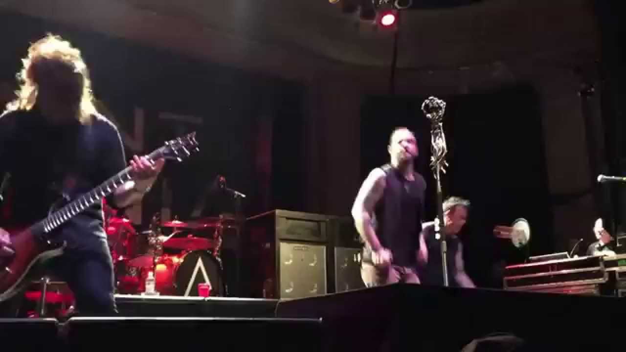 Saint Asonia (feat. Sal Giancarelli of Staind) - Mudshovel @ Newport (8/25/2015) (STAIND COVER)