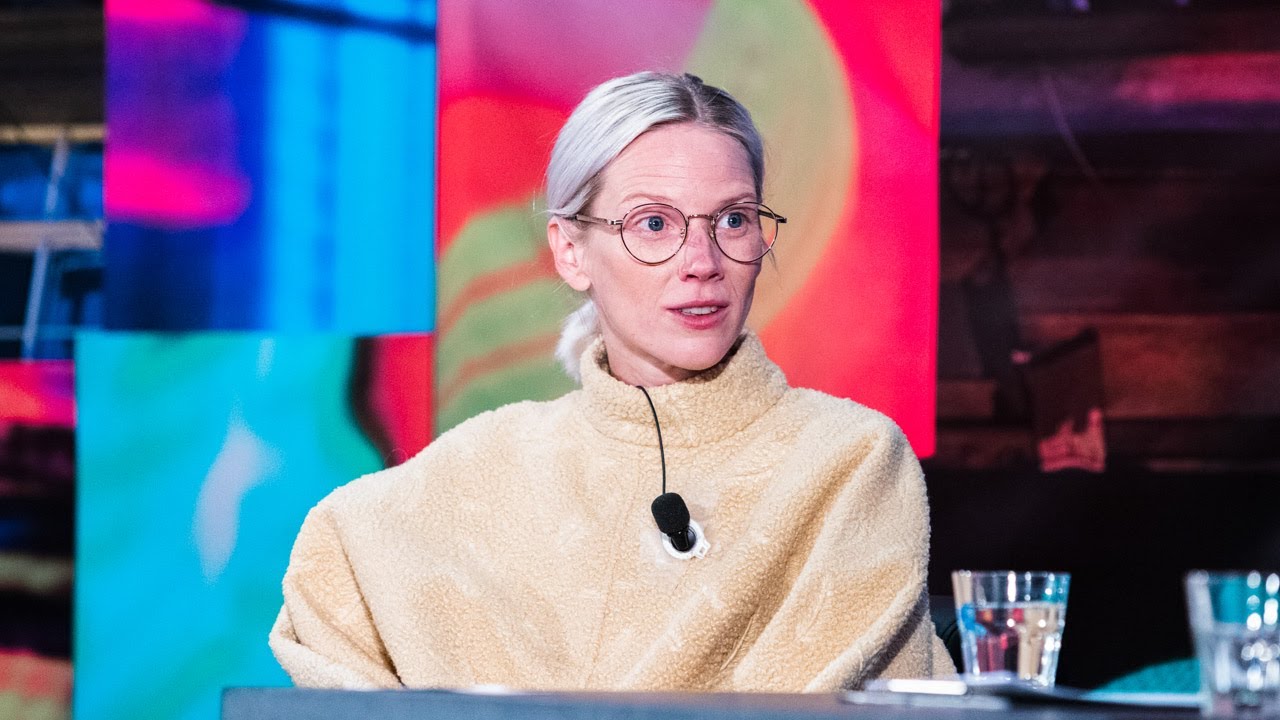 3. Barbora Bočková (18. 4. 2022, Malostranská beseda) - 7 pádů HD