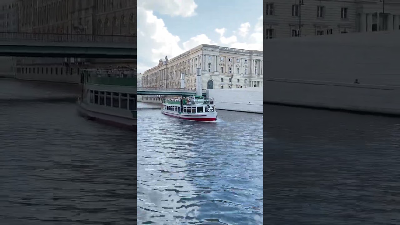 Boat ⛴️ #berlin #spree #germany #tourism