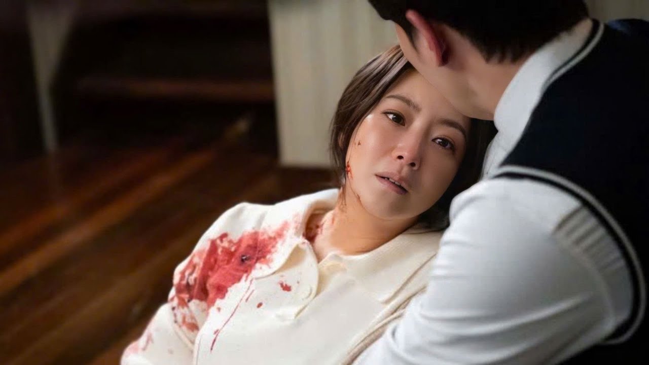 Assassinated Girl Accidentally Returned To The Past To Live A New Life To Change Her Destiny