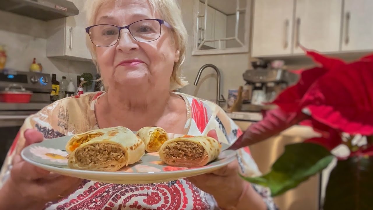 ТЕСТО ДЛЯ БЛИНОВ!  БЛИНЫ С КИСЛОЙ ТУШЕНОЙ  КАПУСТОЙ  И С ГОВЯЖЬЕМ И СВИНОМ ФАРШЕМ!