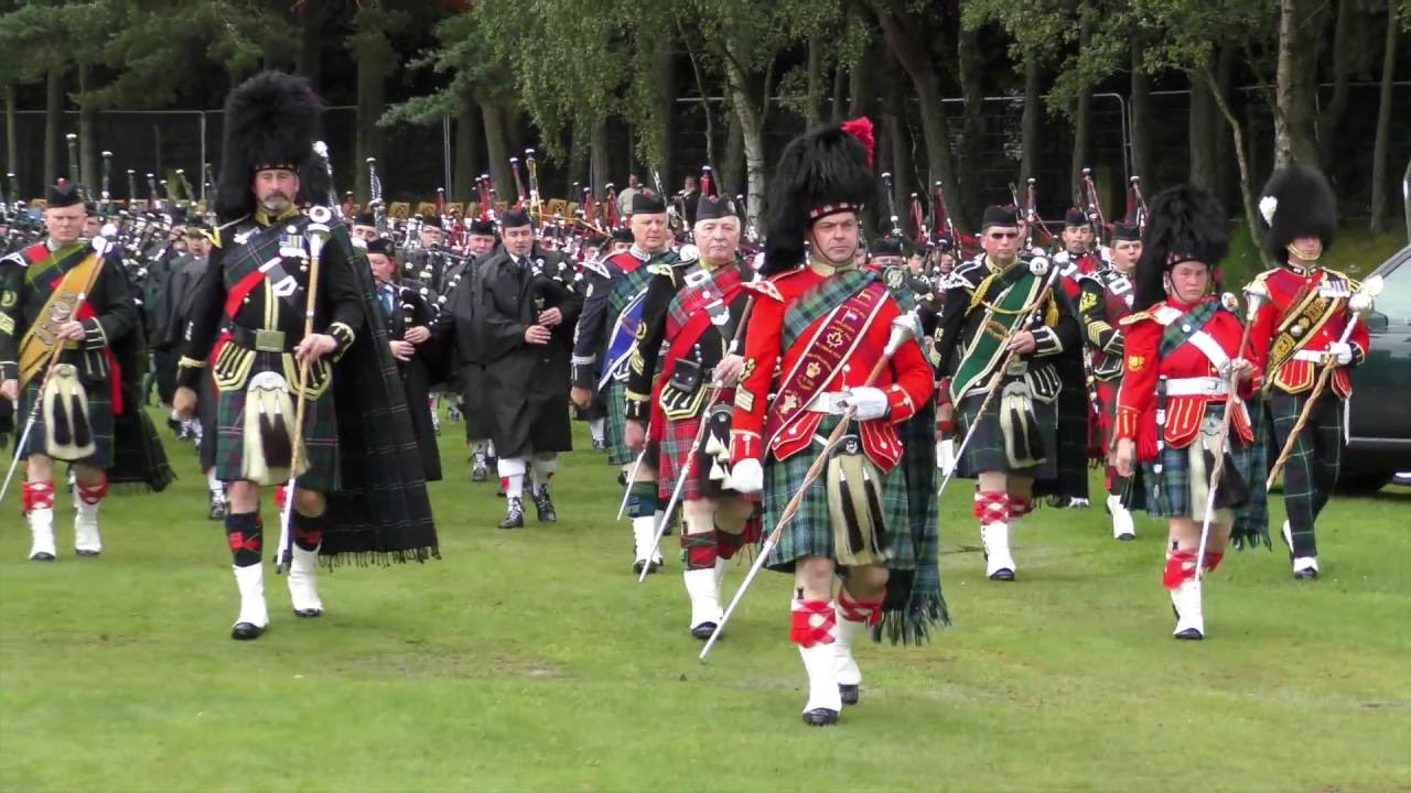 Ballater Highland Games 2016 - HD Film of the massed pipe bands display during the games