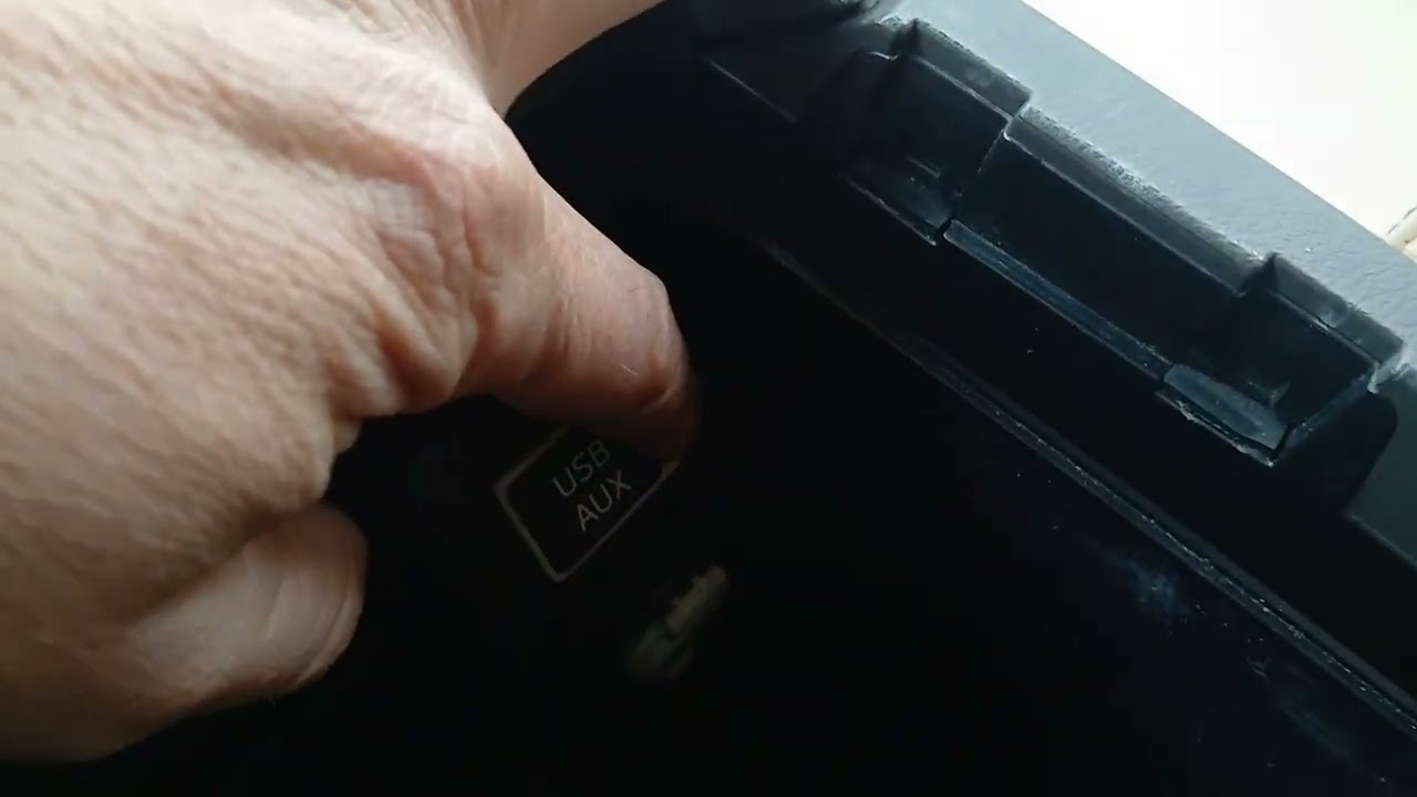 Where Are the AUX & USB Ports? – Lexus RX 450h (2010–2015) | Media Port Location Guide
