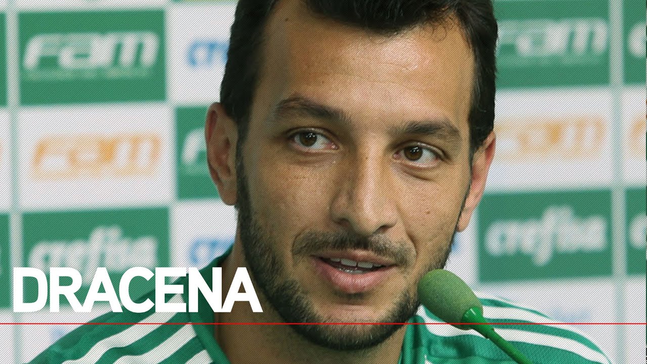 Apresentado, Edu Dracena manda recado para a torcida do Palmeiras