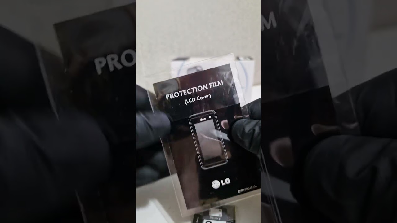 LG KF 700 NEW OLD new  STOCK  UNBOX 