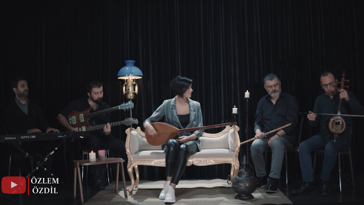 Özlem Özdil - Yaralar Beni © 2021