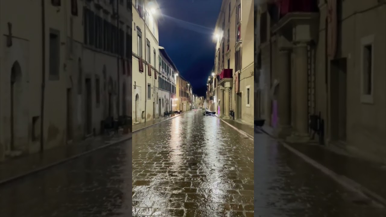 Italy walking in the rain    #italy #travel #adventure #wanderlust #vacation #italian #viralshorts
