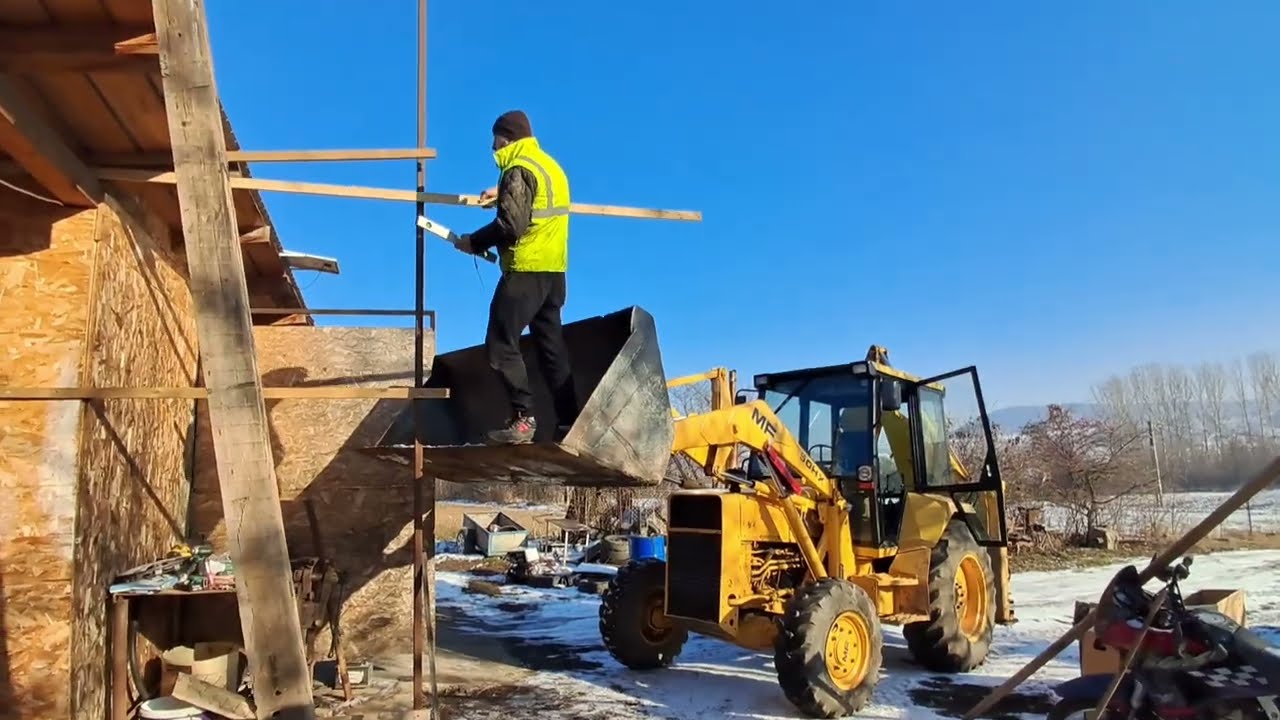Tiberiu și Costică ma ajuta sa măresc garajul