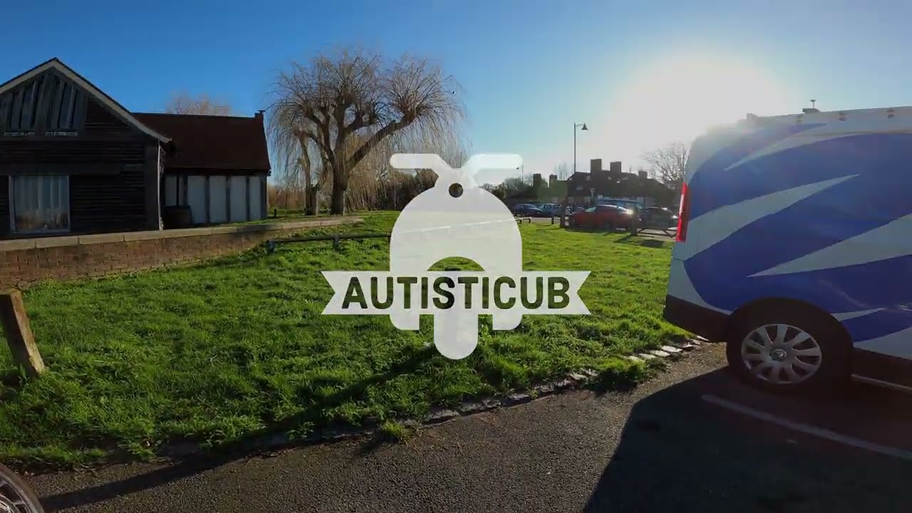 Honda Super Cub Adventures | Deal Pier to Sandwich Quay 4k POV