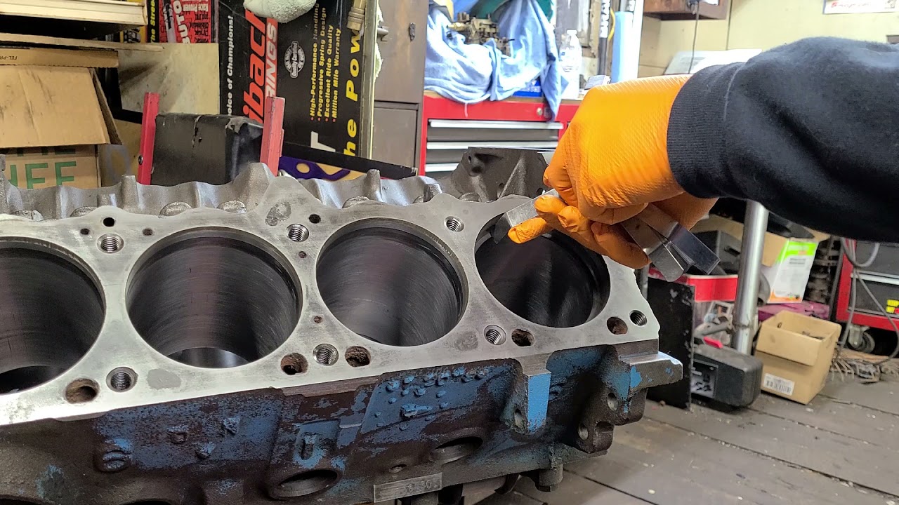 360 Mopar piston ring gap check
