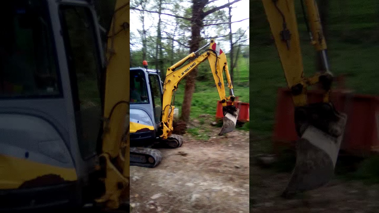 Petit chantier avec la New Holland kobelco E 27.2 Sr