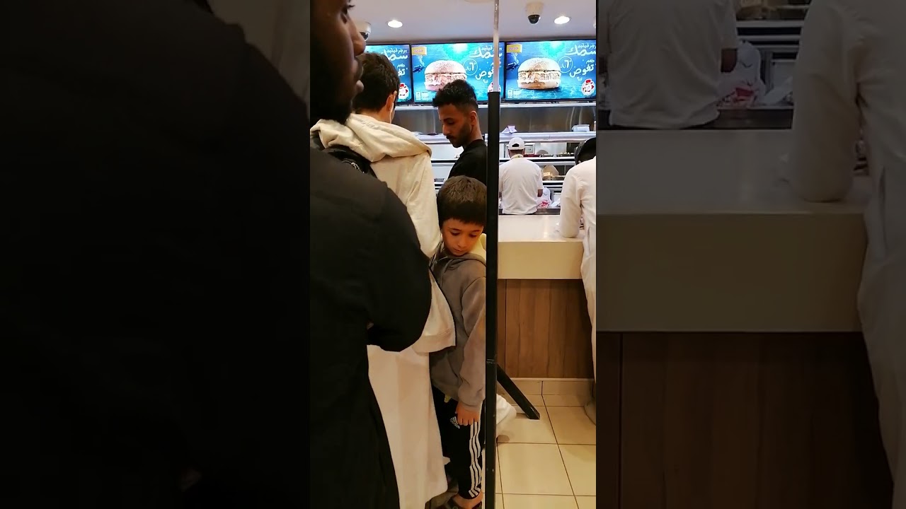 Twins spotted at Albaik restaurant, Madinah Al munawwarah