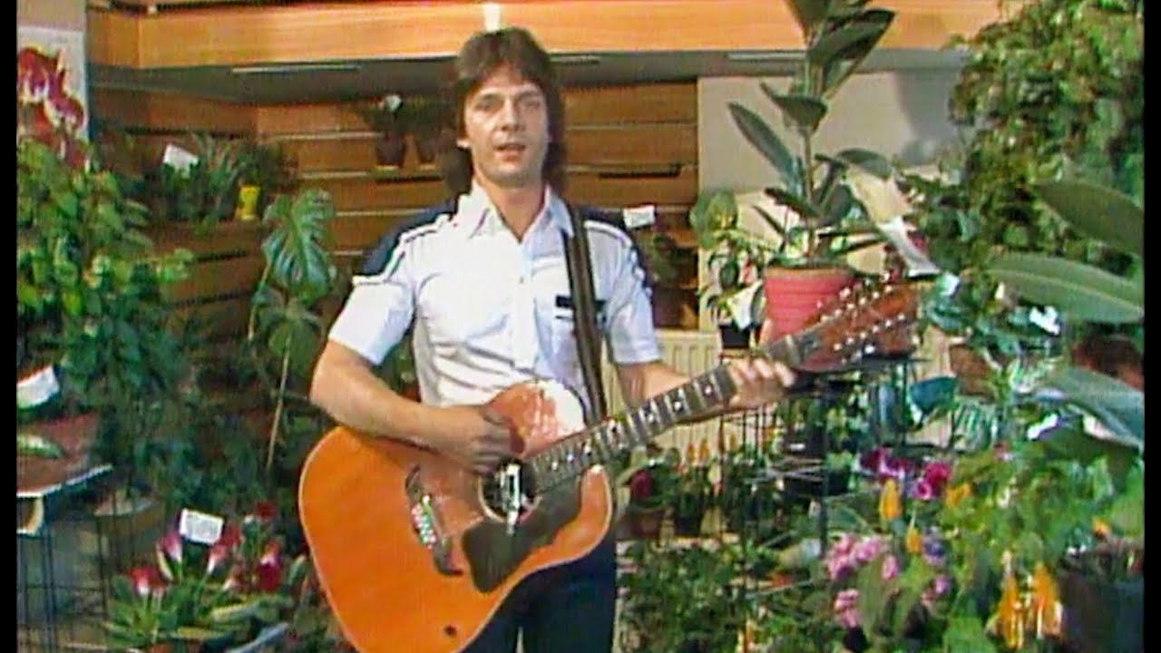 Pavel Roth - Krásnější než růže (Malinconia) (klip) (1983)