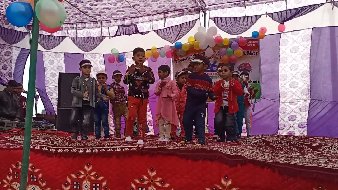 Lakdi ki kadi kathi pr ghora ghorde ki dum pr mara hatoda