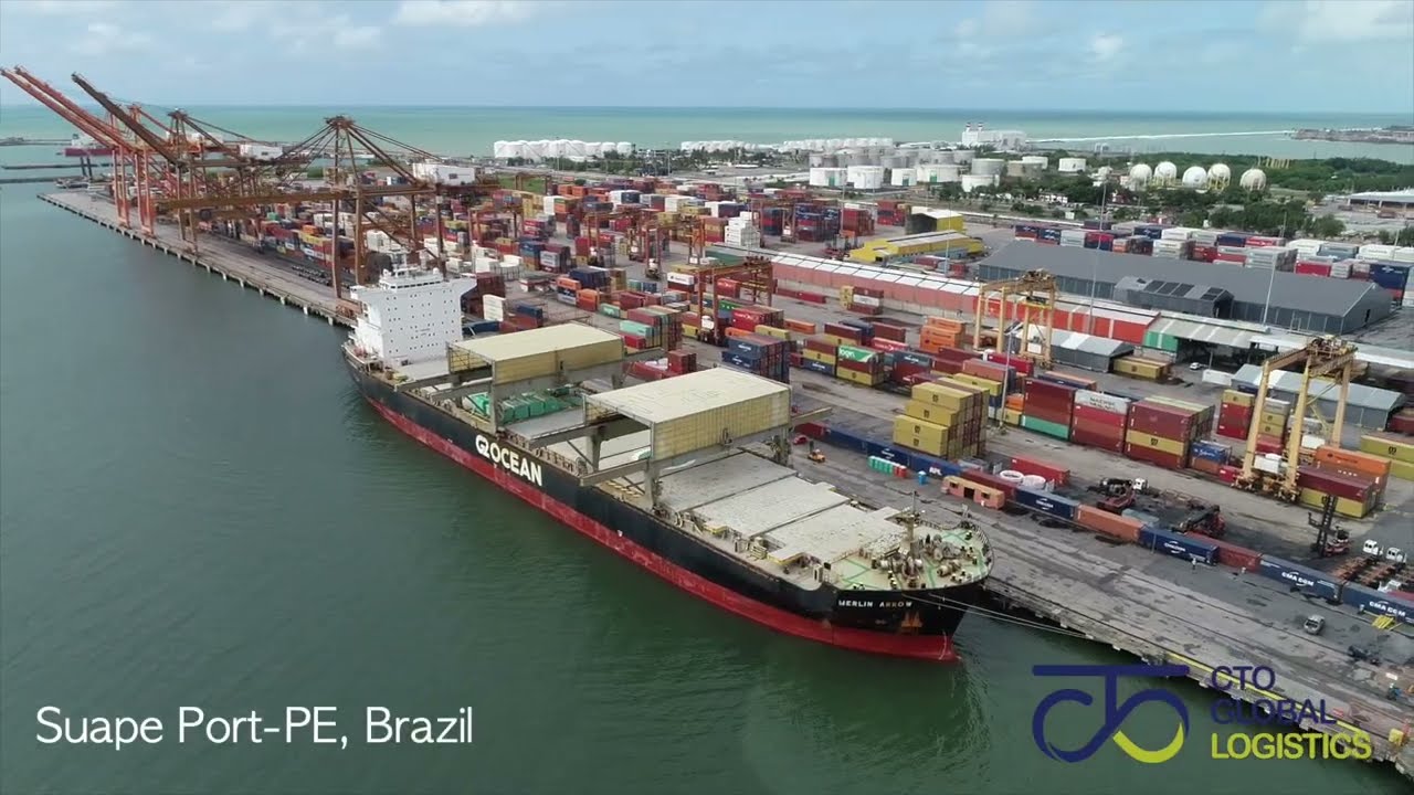 Movimentação de Carga de Navio no Porto de Suape/PE