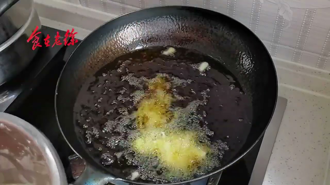 比熘肉段还好吃的溜双段，色泽金黄外酥里嫩，在家也能做经典老菜 #溜双段 #熘肉段#年夜饭