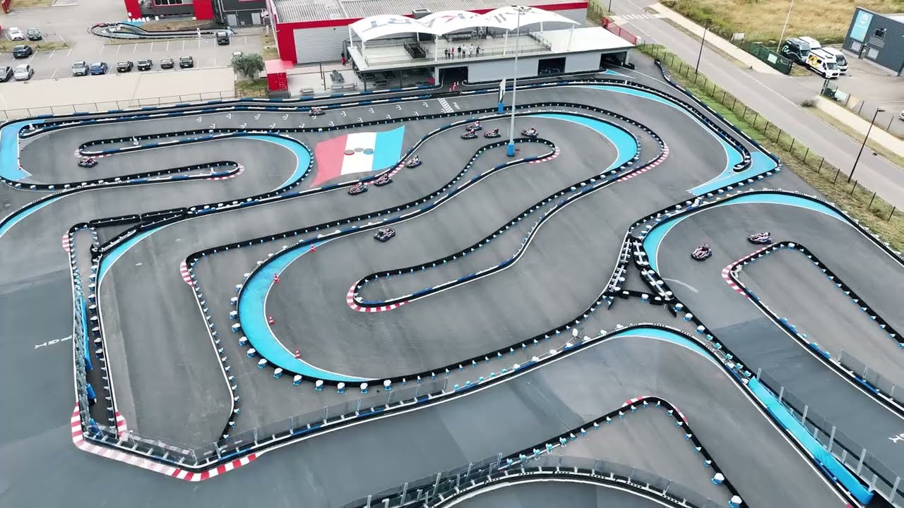 OnlyKart - Un complexe multi-activit&eacute;s unique en Europe !