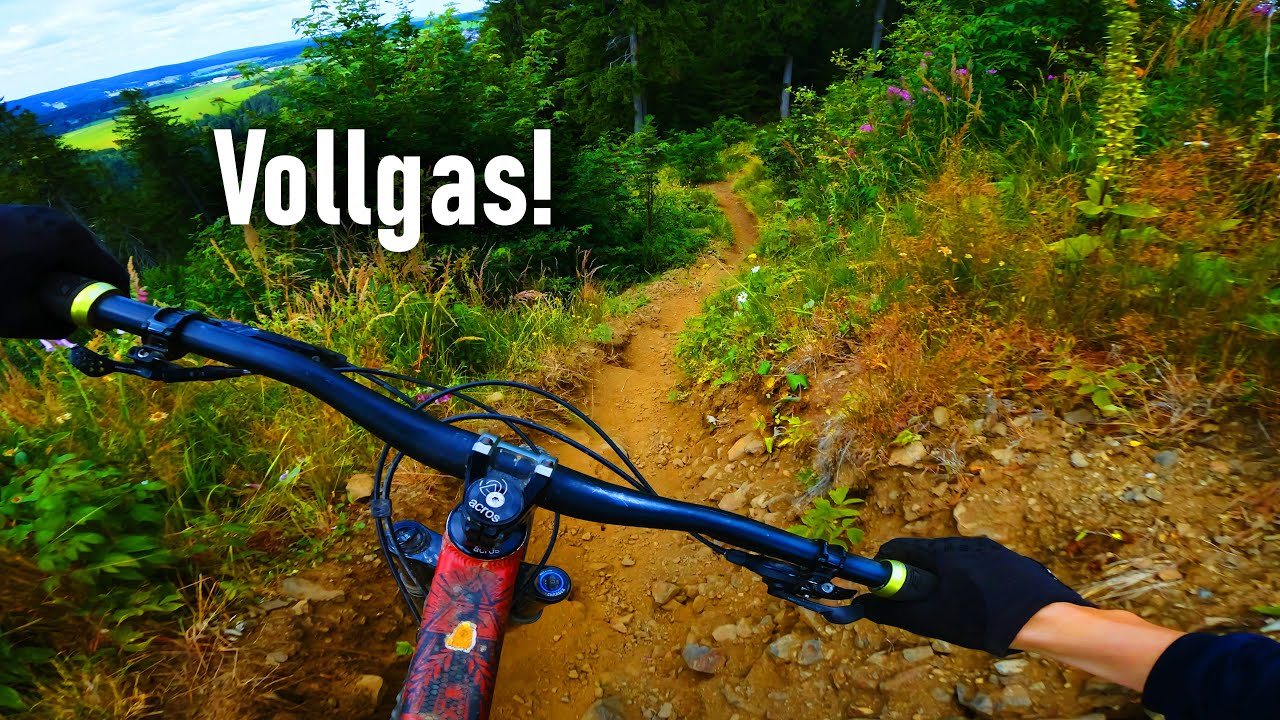 Ride & Talk | Vollgas auf der schwarzen Strecke 