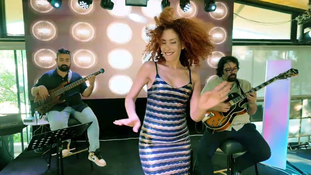 Melek Erdil - Love